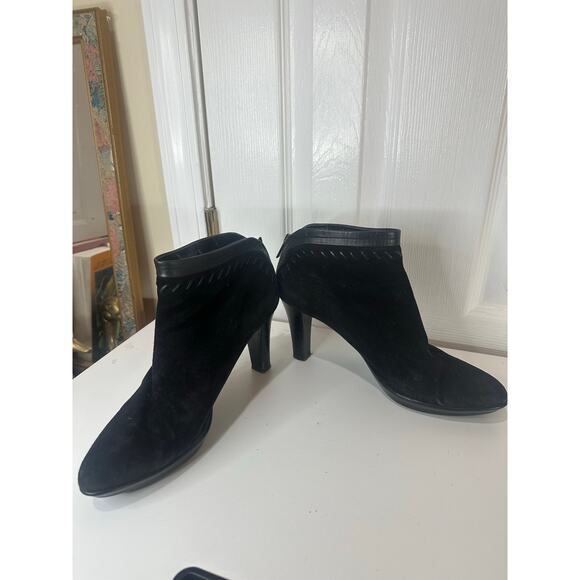Aquatalia by Marvin K Black Suede Leather Whipstitch High Heel Booties Sz 10 - Picture 3 of 8